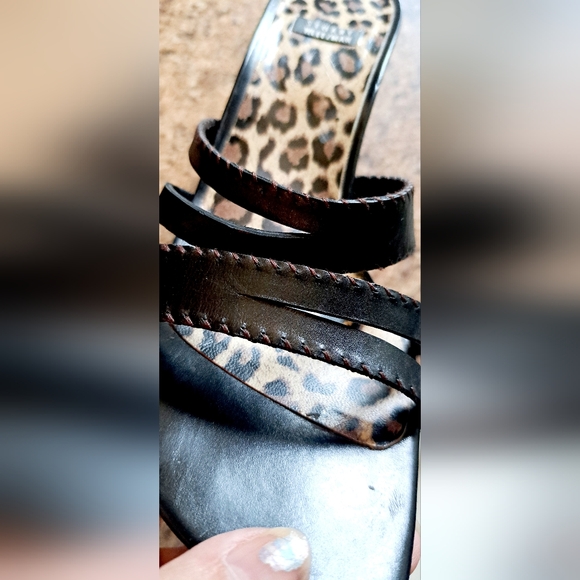 Ladies Stuart Weitzman Block Heel Shoe Strappy Brown Leather 3 Inch Heel - Picture 6 of 13